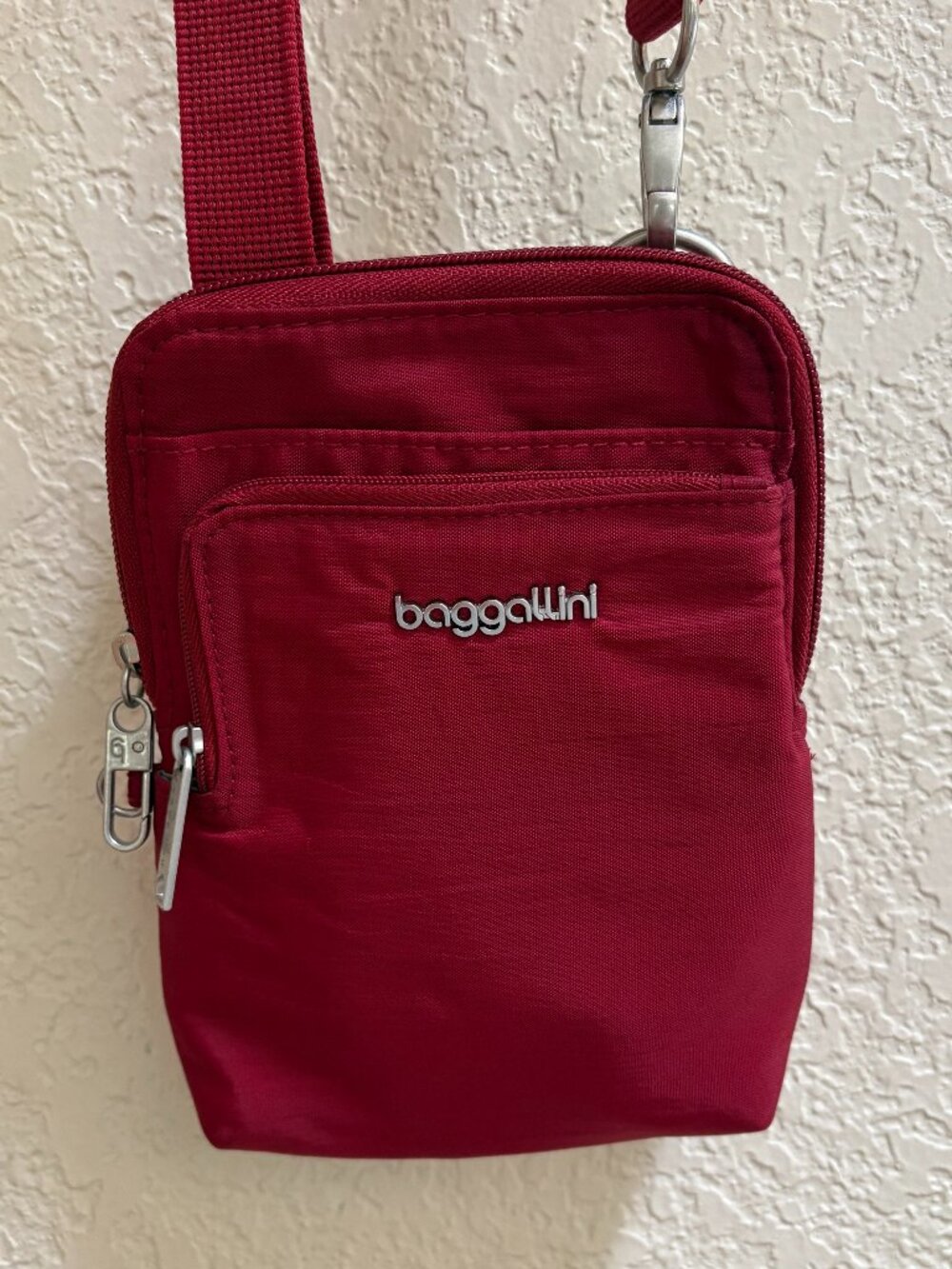 Baggallini Women's Securtex Anti-theft Activity Crossbody Bag in Ruby Red